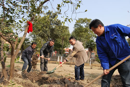 �����L(zh��ng)���͡�����(hu��)��ϯ���y�A�����a(ch��n)�����L(zh��ng)������|(zh��)�z�����L(zh��ng)�ɣ��ֲ��(sh��)