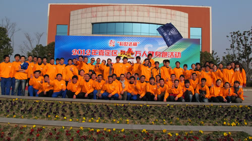 �Ϻ������y�T�S�����F(tu��n)�����޹�˾�����L�ܻ�ӆT�����f�˽������Aͤ�(zh��n)�������ĺ�Ӱ