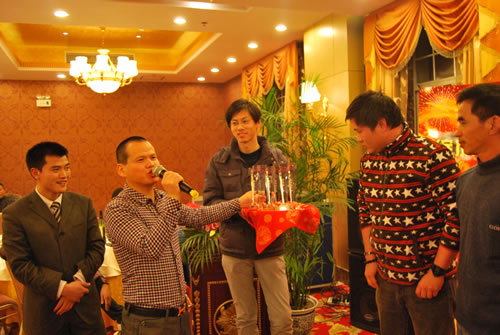 �Ј�(ch��ng)�����L(zh��ng)�˺����C�l(f��)�ڶ����\(y��n)��(d��ng)��(hu��)�F(tu��n)�w��(ji��ng)