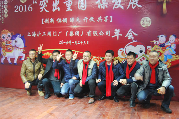 �����y�T���F(tu��n)2016���(hu��)�ϼ����D18��