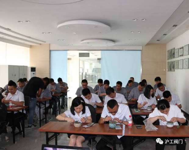 �Aͤ�(zh��n)�Fί(li��n)���Ϻ������y�T�S�_չ΢���^�GֲDIY��ӣ��D5��