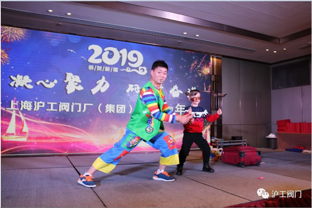 �����y�T������Țg���_��һ���ˣ��D9��