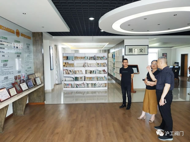 �Aͤ�(zh��n)�hί����ӛf����������ϯ�ο������Lο����˾���D1��