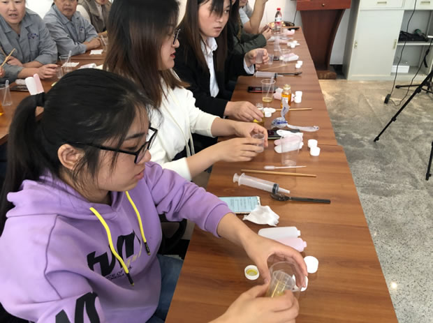 �Aͤ�(zh��n)����������M(j��n)���(xi��ng)Ŀ֮����ʮ���o(h��)��˪DIY��ӣ��D3��