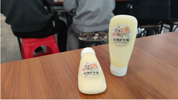 �Aͤ�(zh��n)����������M(j��n)���(xi��ng)Ŀ֮����ʮ���o(h��)��˪DIY��ӣ��D5��